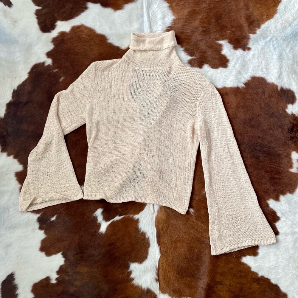 SABO Lace Back Knit Turtleneck